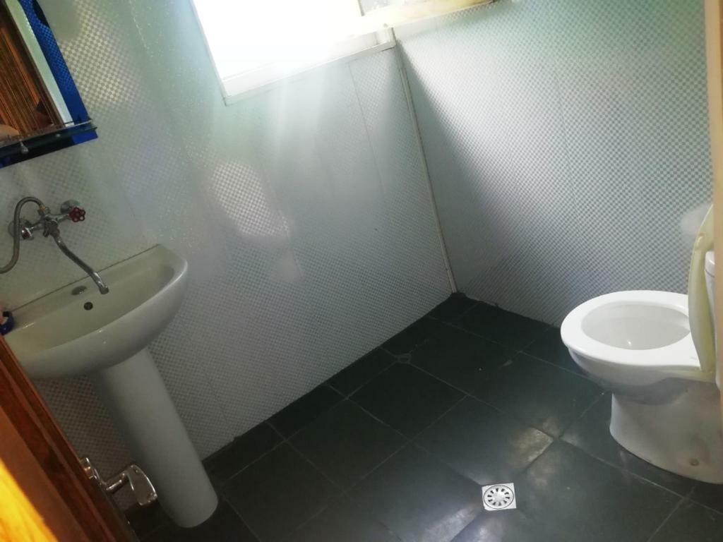 Guest House Ilia Borjomi Ngoại thất bức ảnh